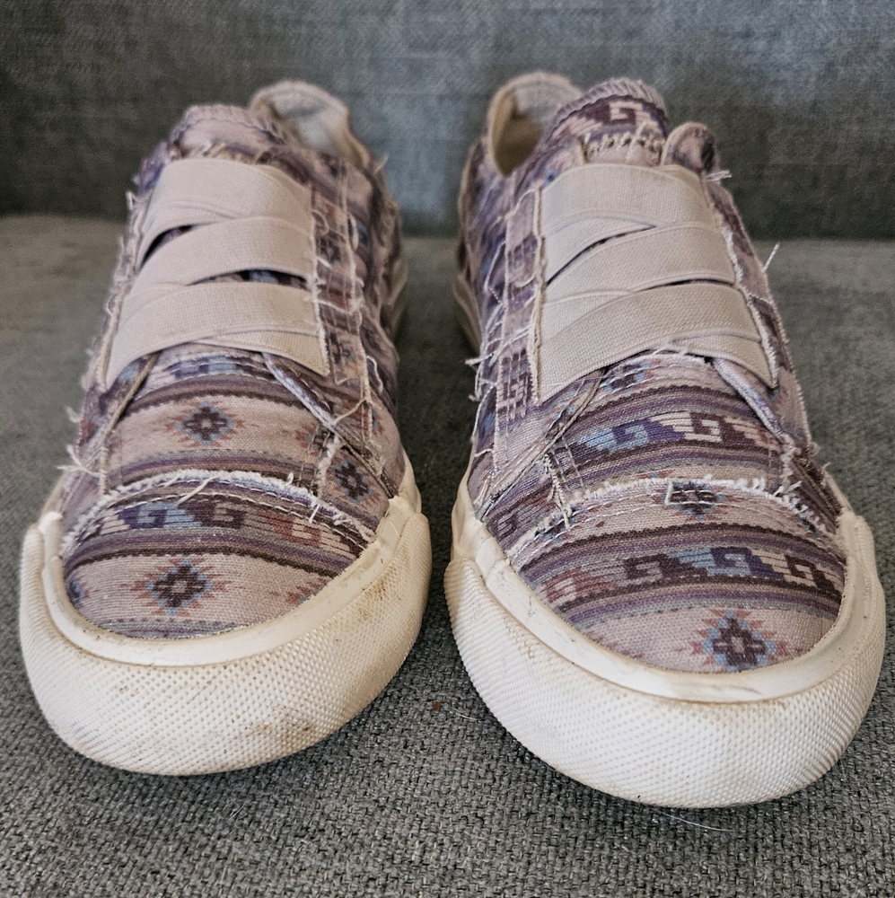 Women's slip on Blowfish sneakers
